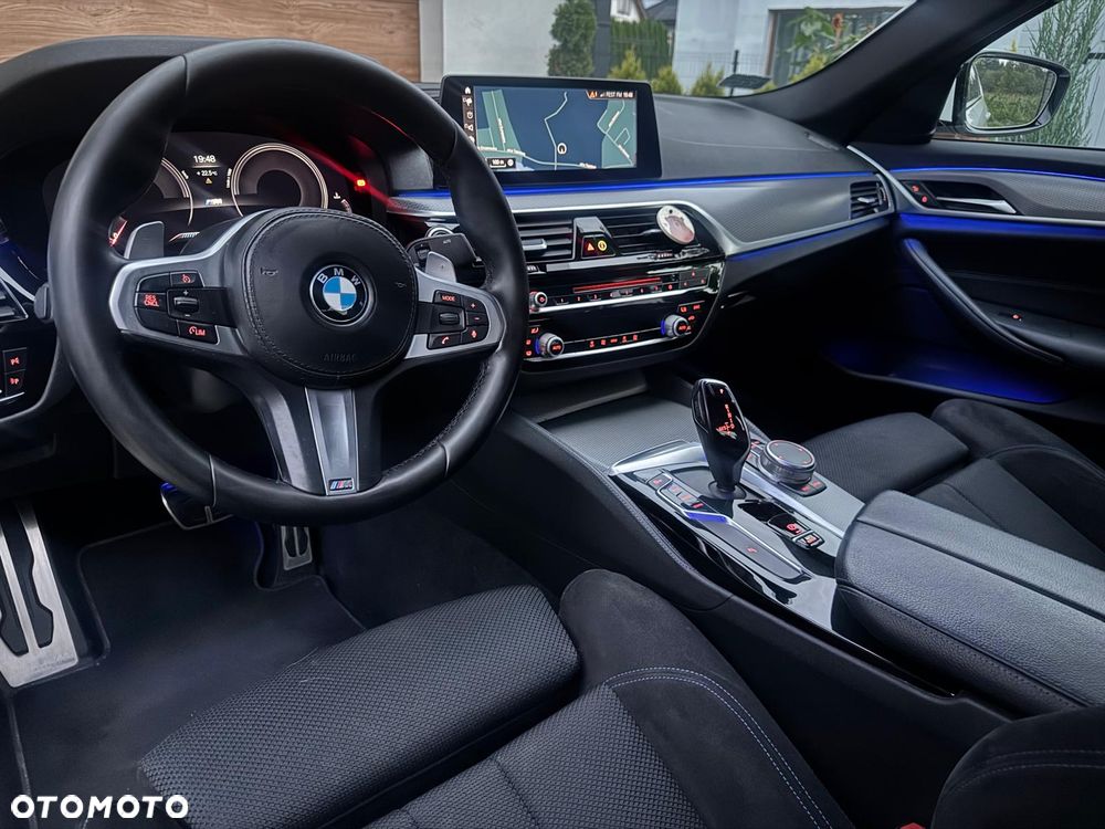 BMW Seria 5 530i xDrive - 6