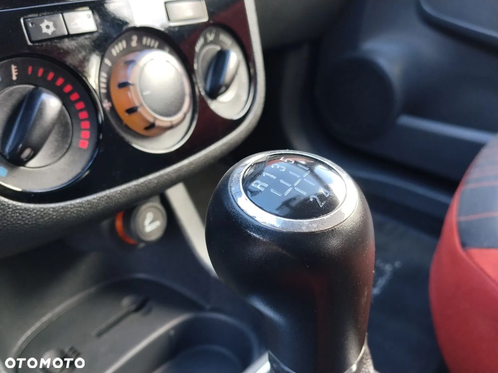 Opel Corsa 1.2 16V Color Edition - 29