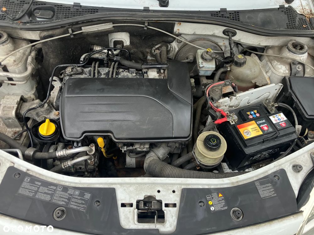 Dacia Sandero 1.2 16V Laureate - 12