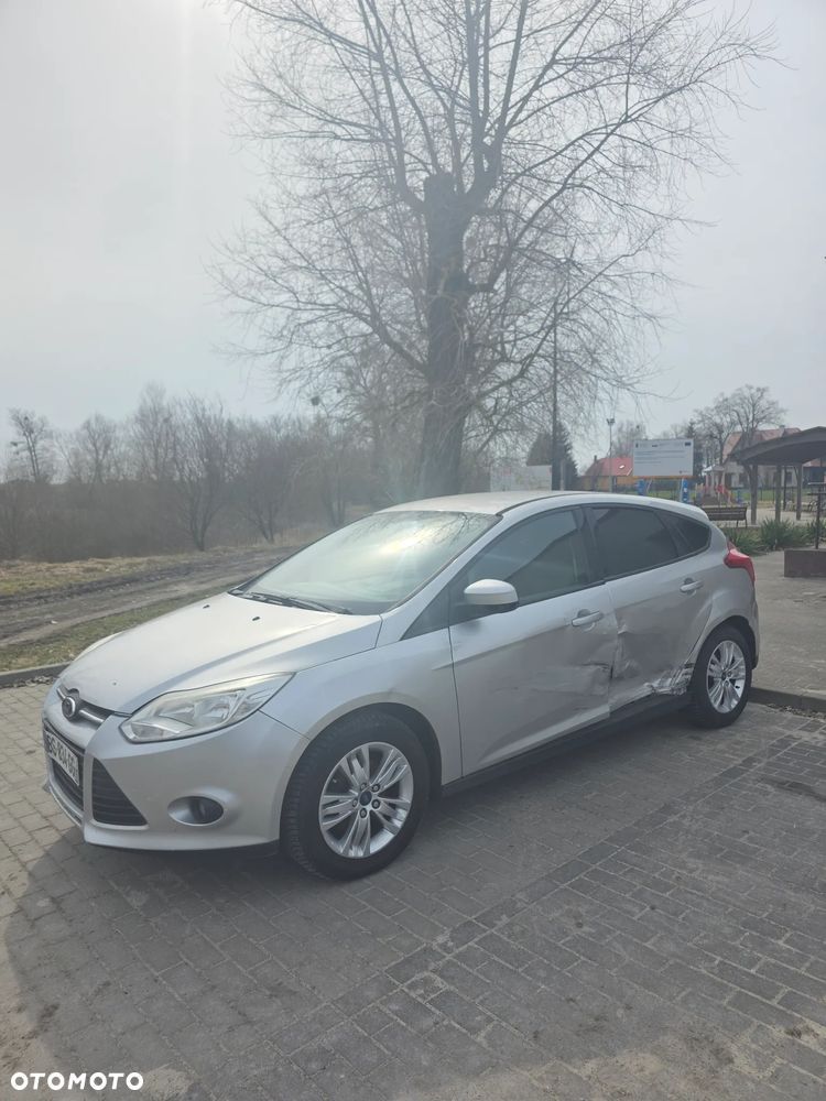 Ford Focus - 17