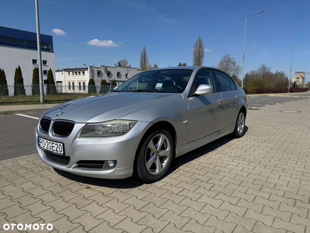 BMW Seria 3 320d DPF - 18