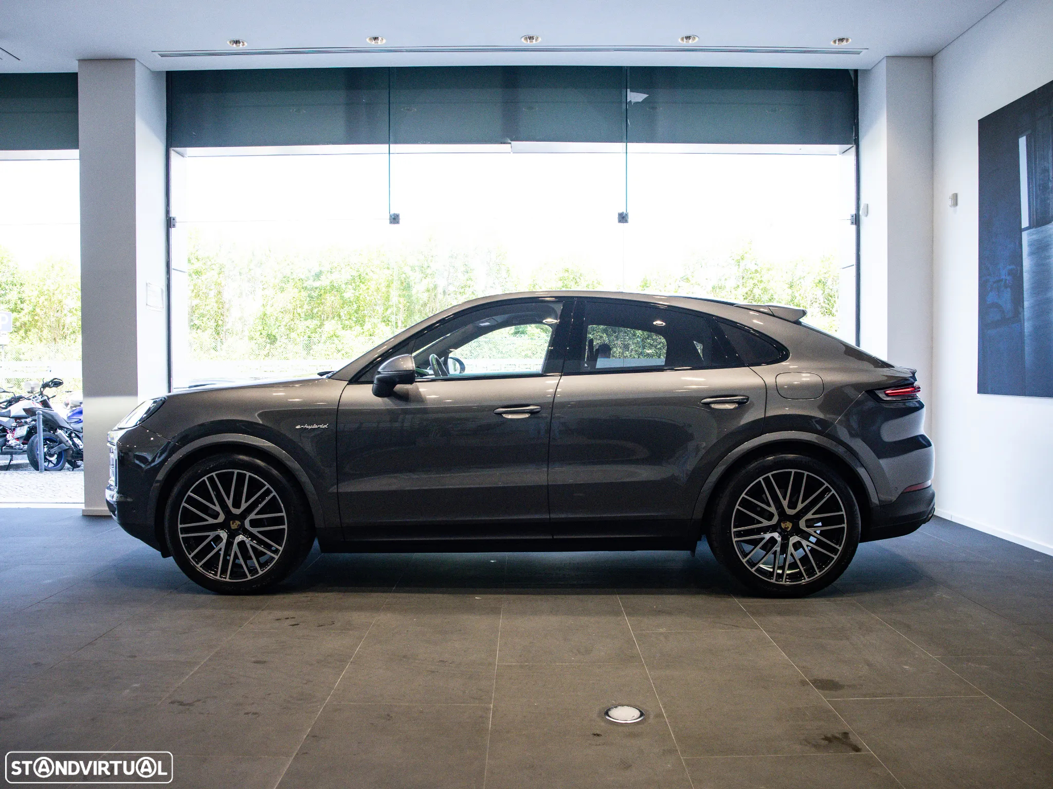Porsche Cayenne Coupé E-Hybrid - 2