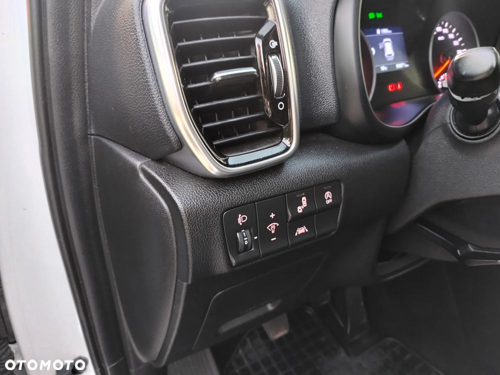 Kia Sportage 1.6 GDI L Business Line Plus 2WD - 9