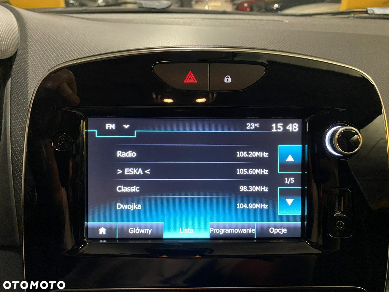 Renault Clio - 21