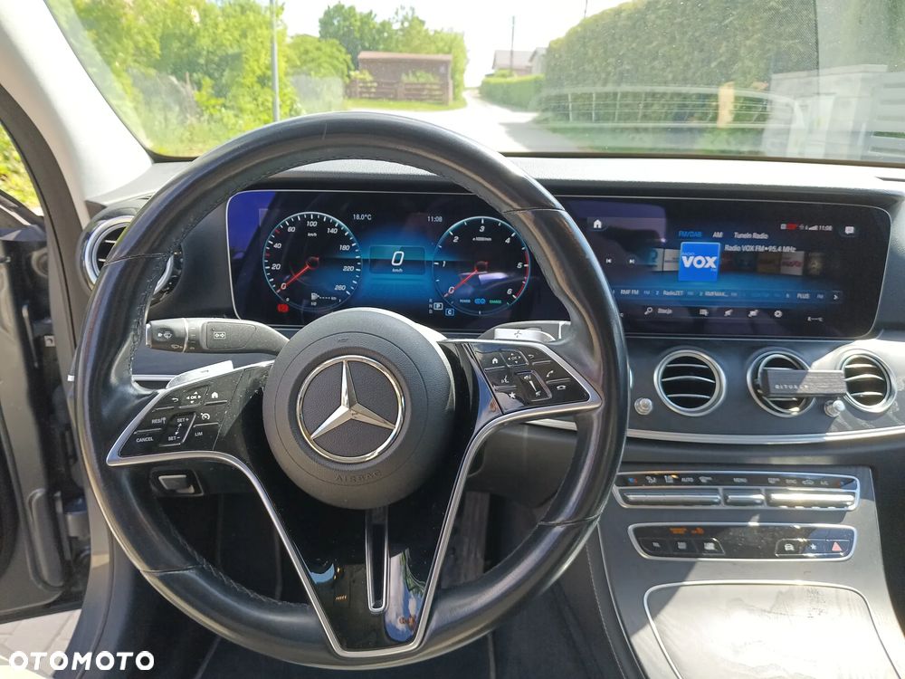 Mercedes-Benz Klasa E 220 d - 27