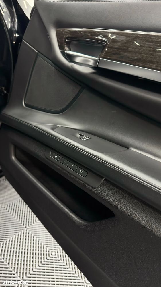 BMW Seria 7 740d xDrive - 5