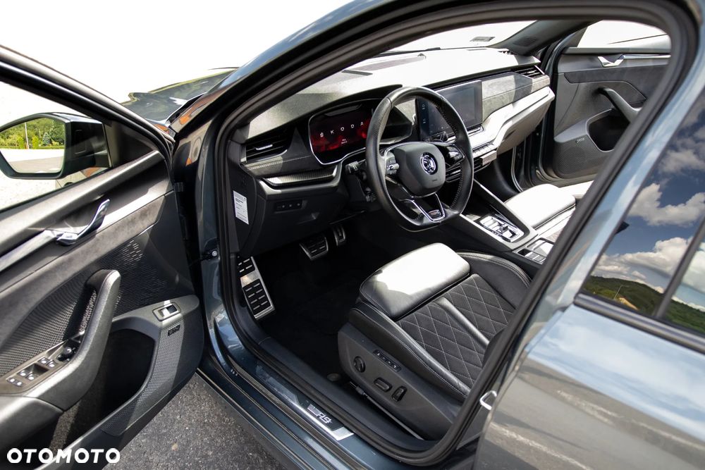Skoda Octavia 2.0 TSI DSG RS 245 - 22