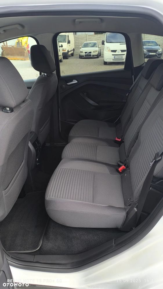 Ford C-MAX 1.6 Titanium - 25