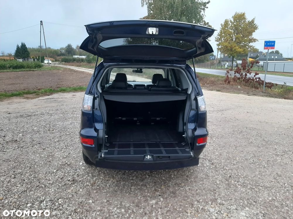 Mitsubishi Outlander 2.0 Intense 2WD CVT - 7