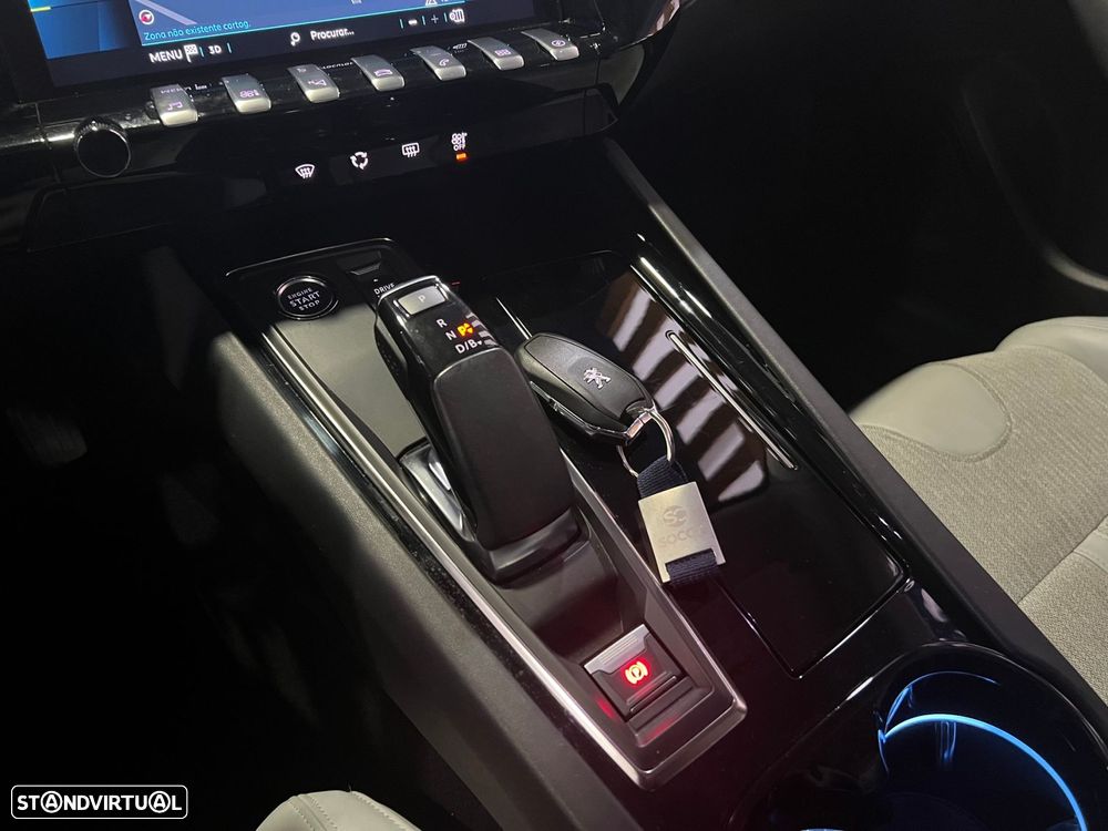 Peugeot 508 1.6 Hybrid Allure Pack e-EAT8 - 31