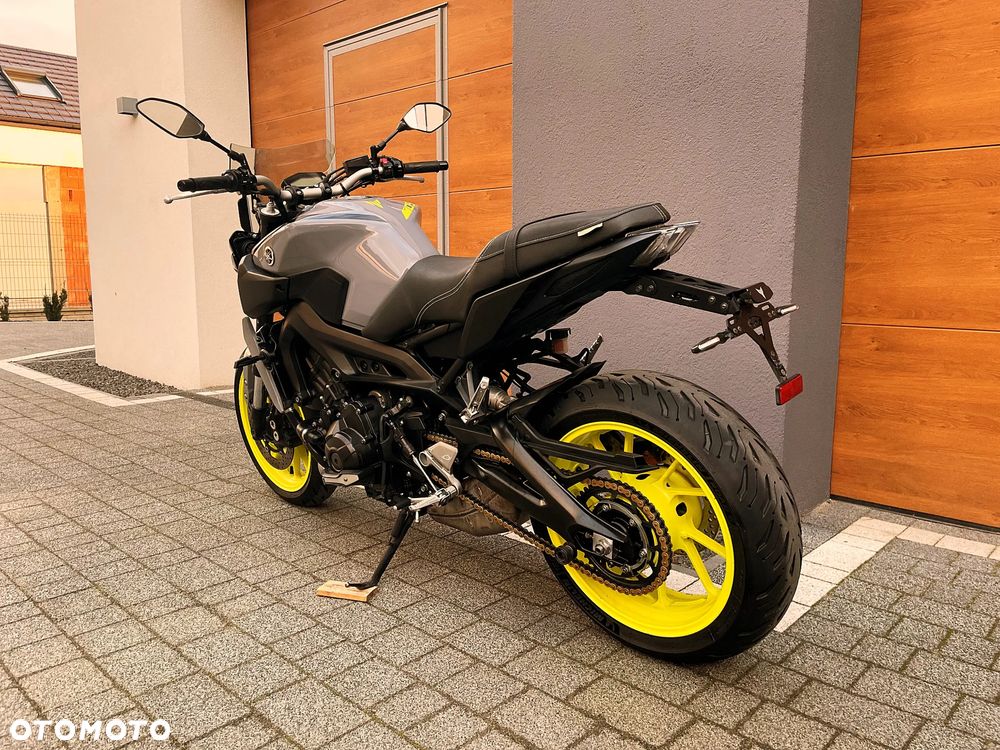 Yamaha MT - 6