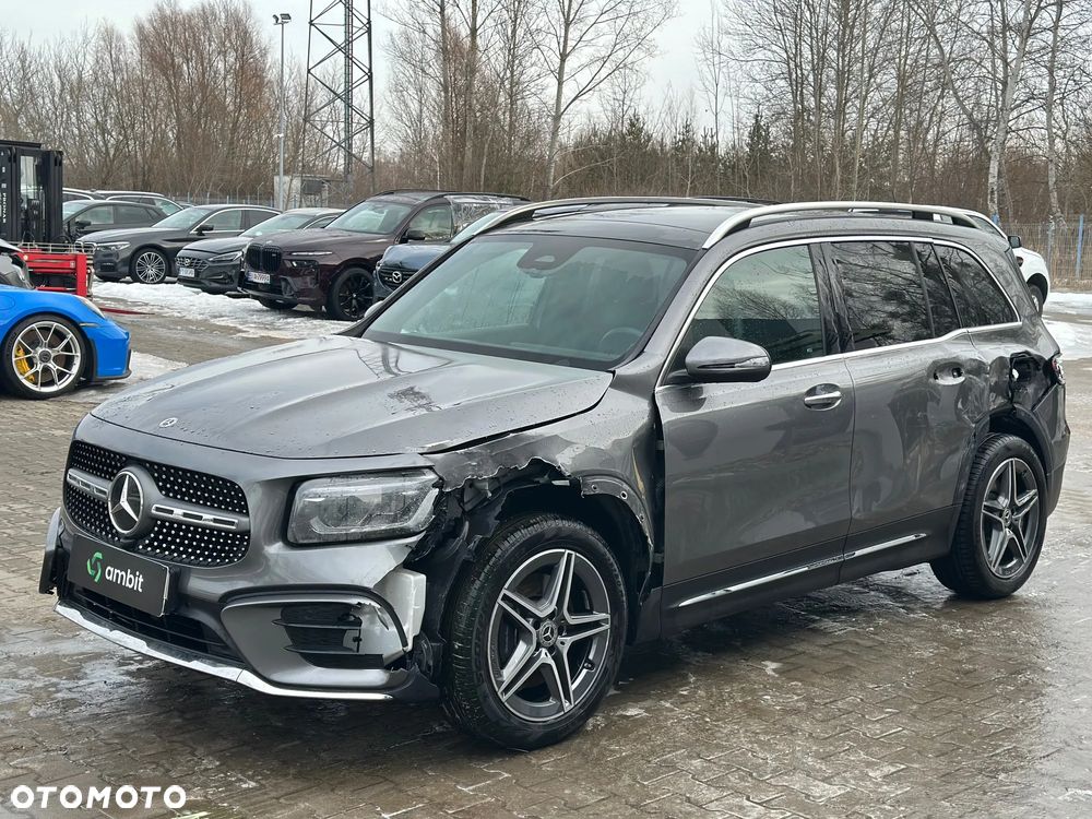 Mercedes-Benz GLB - 3