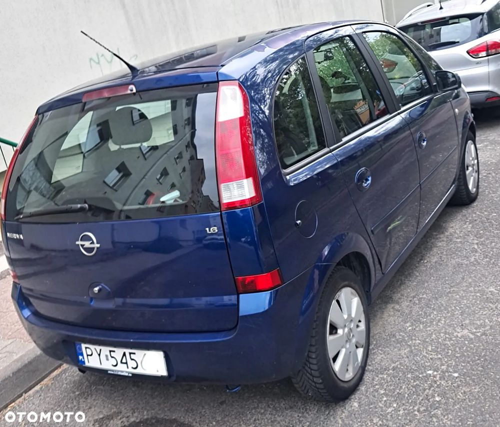 Opel Meriva 1.6 16V Cosmo - 9