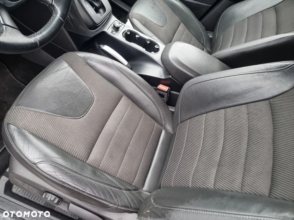 Ford Kuga 2.0 TDCi 4x4 Black & Silver - 28