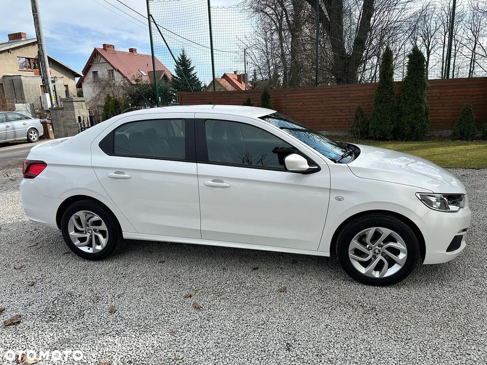 Peugeot 301 1.5 BlueHDi Active - 17