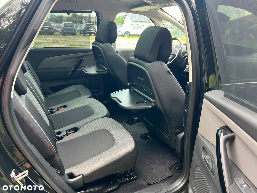 Citroën C4 Picasso 1.6 THP Intensive S&S EAT6 - 24