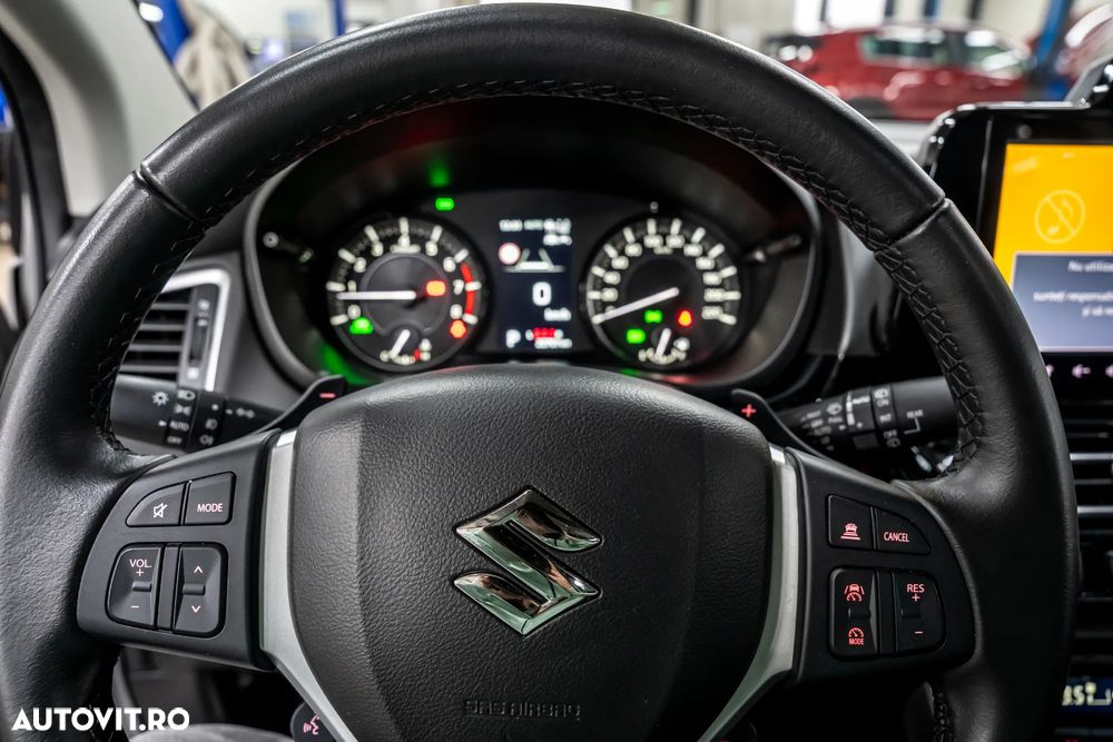 Suzuki S-Cross 1.5 AllGrip HEV Luxus - 17