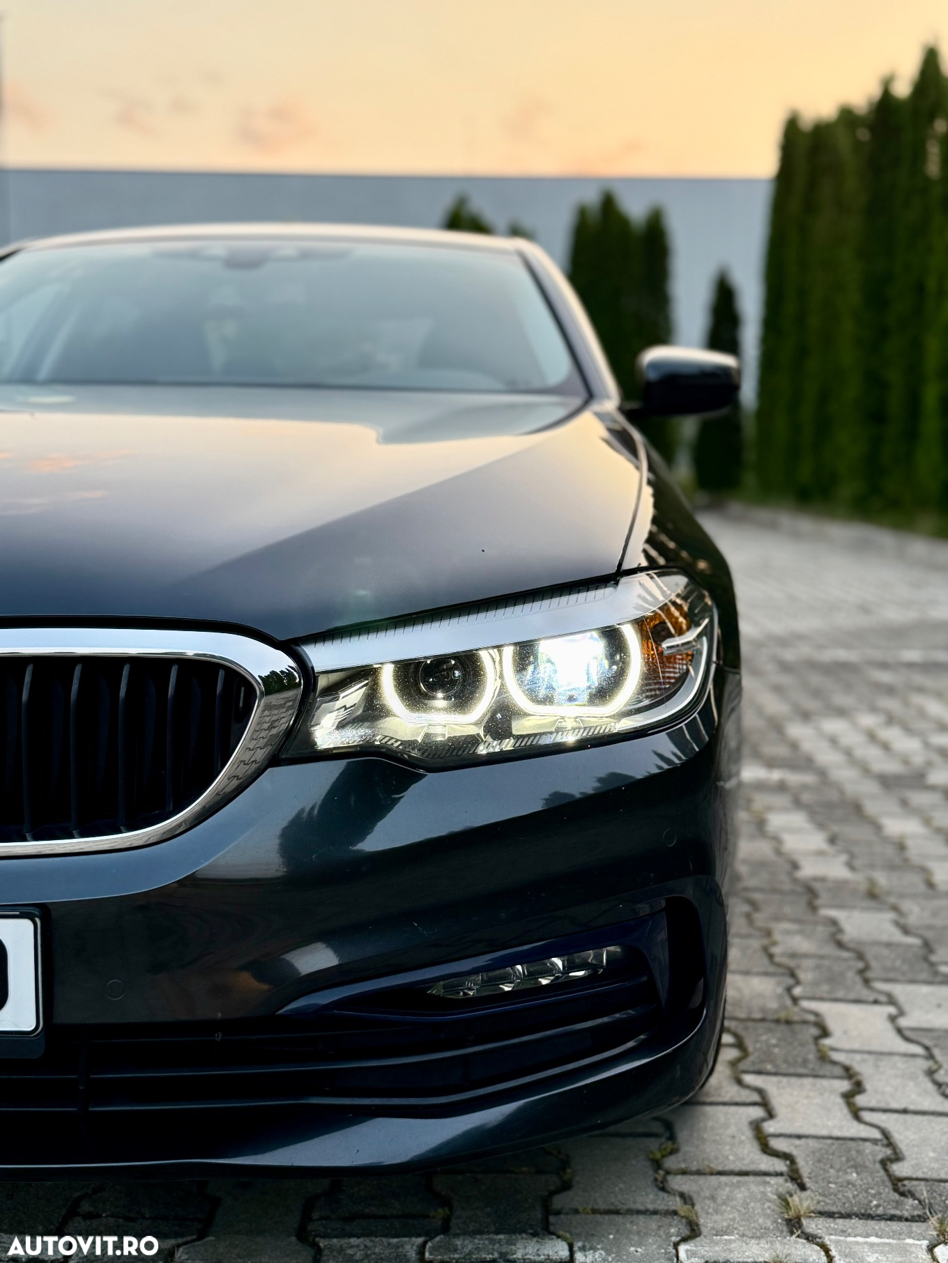 BMW Seria 5 520d xDrive AT - 27