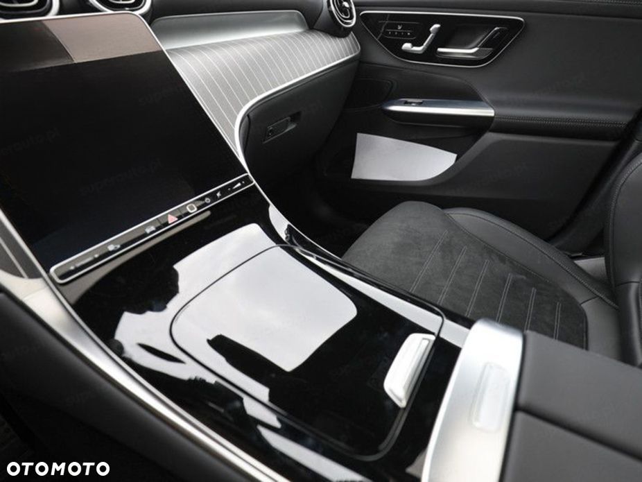 Mercedes-Benz GLC - 9