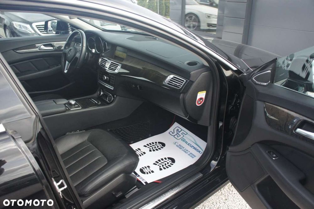 Mercedes-Benz CLS - 15