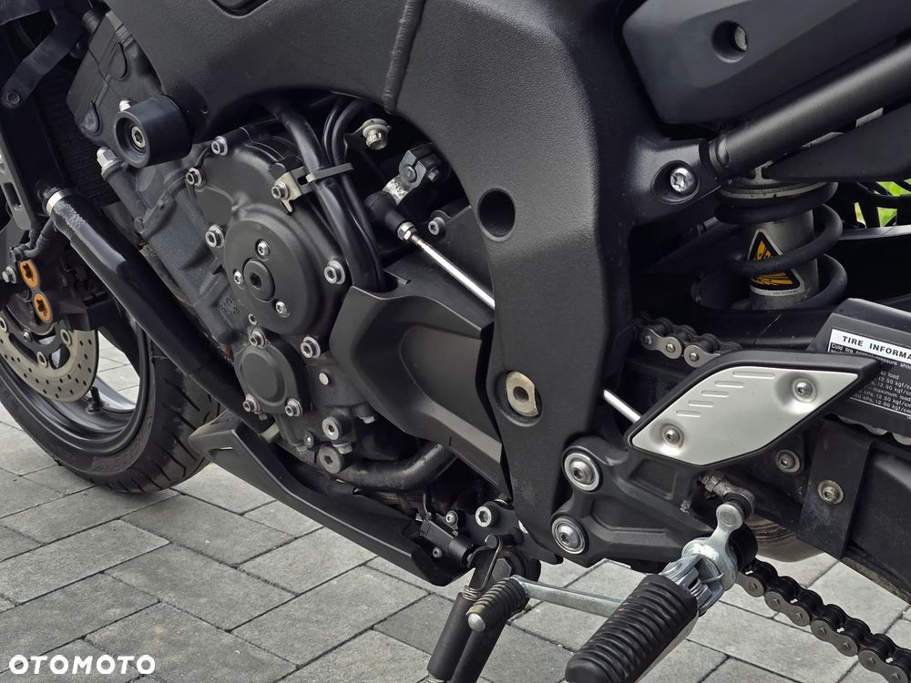 Yamaha FZ8 - 28