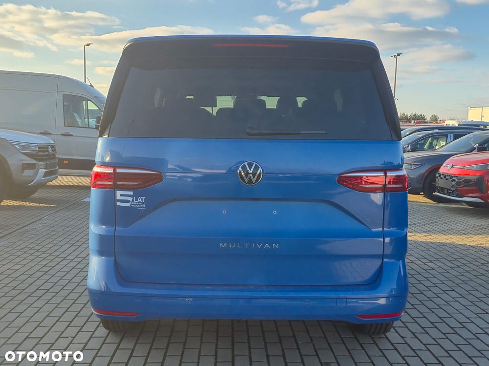 Volkswagen Multivan - 17