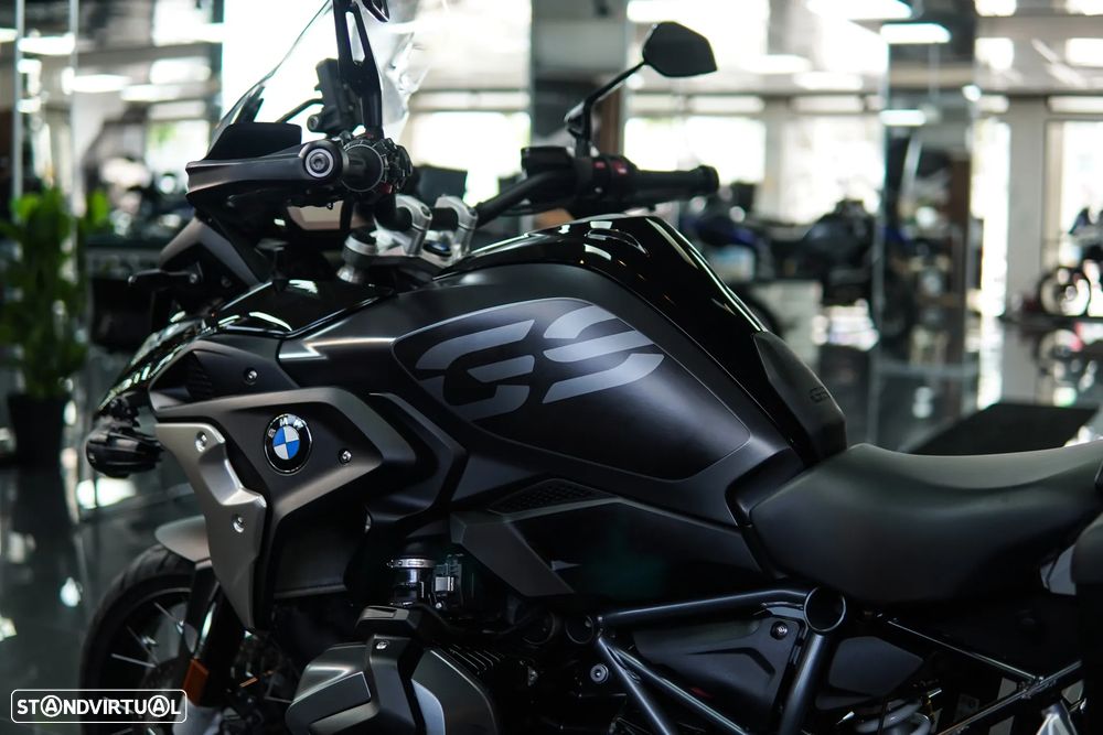 BMW R 1250 GS TRIPLE BLACK Rebaixada - 11