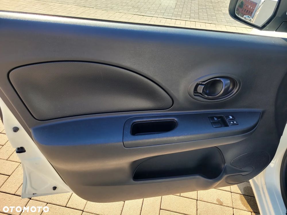 Nissan Micra 1.2 30 Jahre Edition - 22