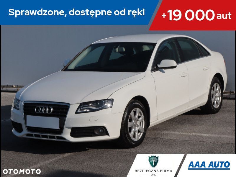 Audi A4 Limousine - 1