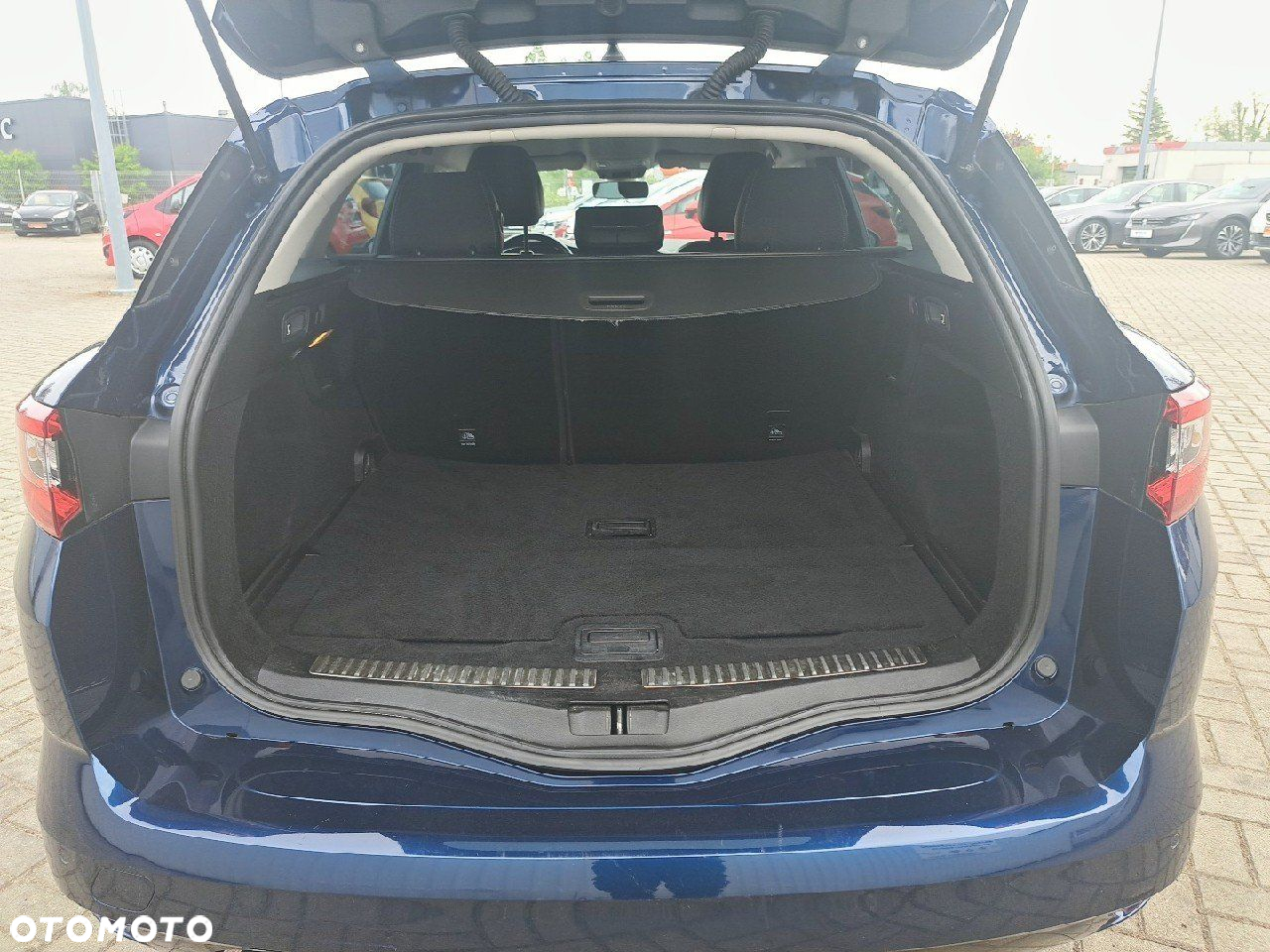 Renault Megane 1.6 dCi Intens - 6