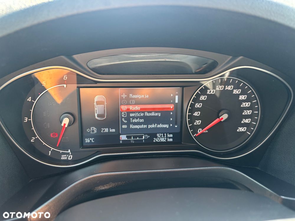 Ford S-Max 2.0 TDCi DPF Titanium X - 21