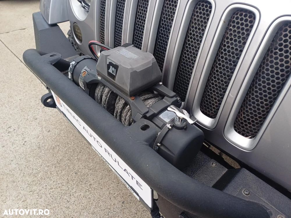 Jeep Wrangler 2.8 CRD AT Sahara - 9