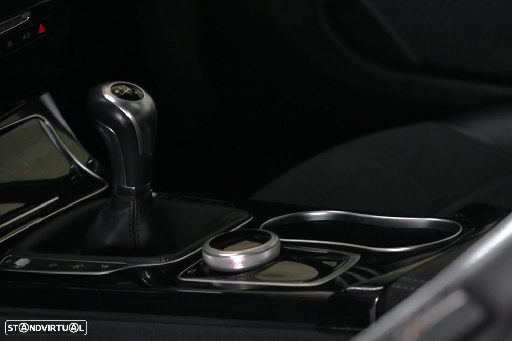 Mercedes-Benz C 220 d Cabrio AMG Line - 27