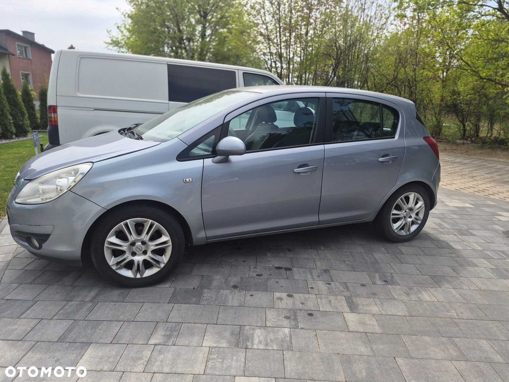 Opel Corsa - 1