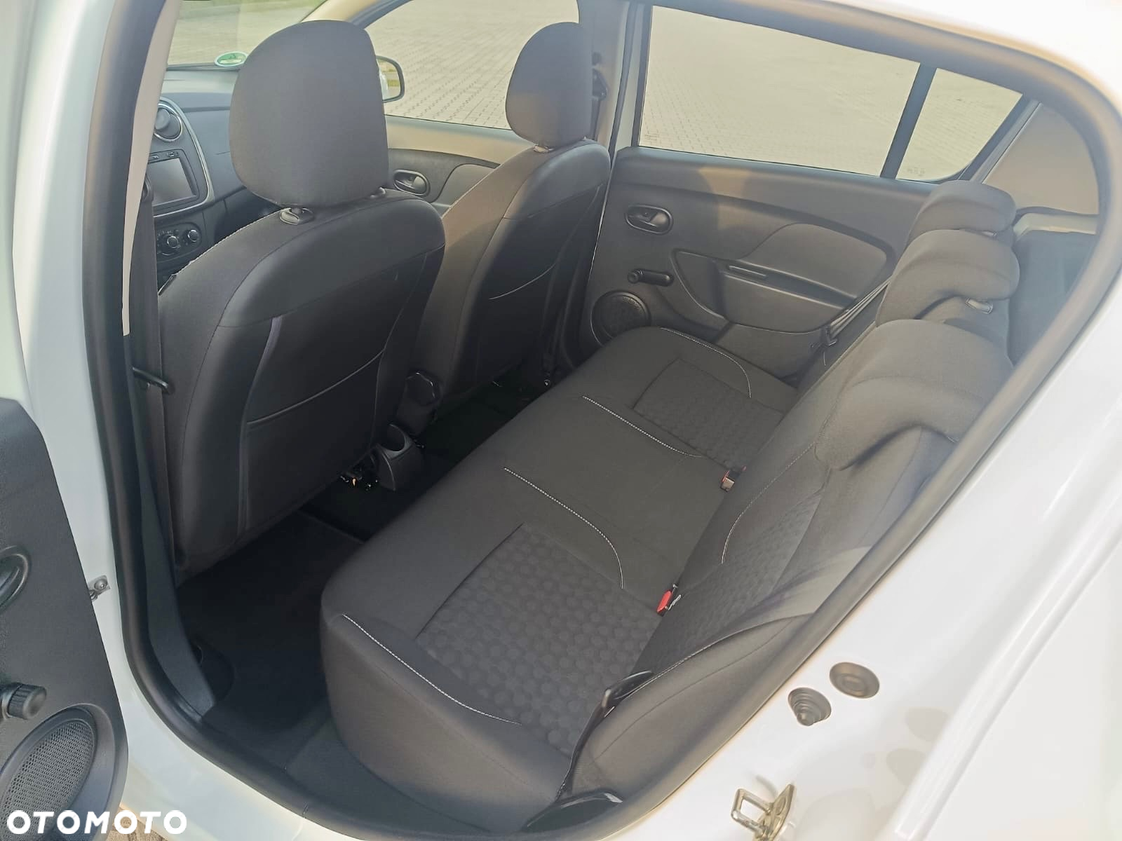 Dacia Sandero TCe 90 (S&S) Comfort - 14