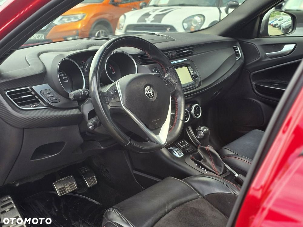 Alfa Romeo Giulietta 1750 TBi QV TCT - 14