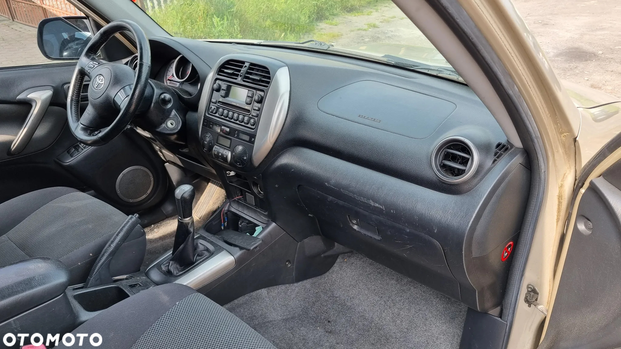 Toyota RAV4 2.0 D-4D 4x4 - 23