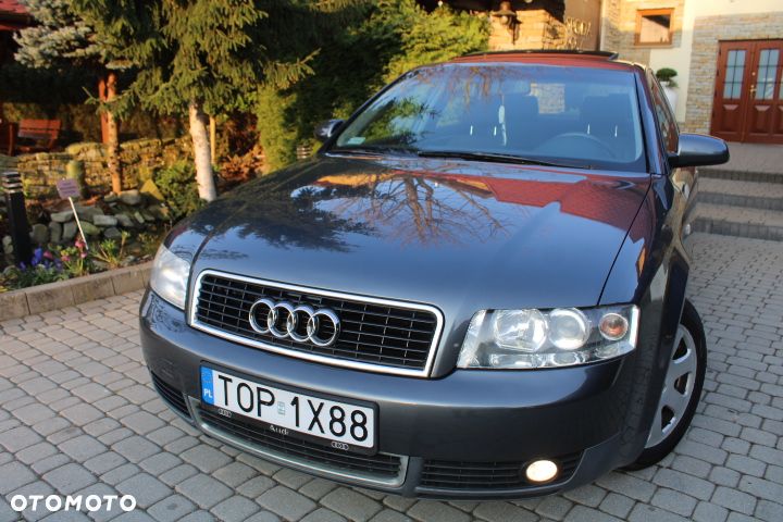 Audi A4 Limousine - 22