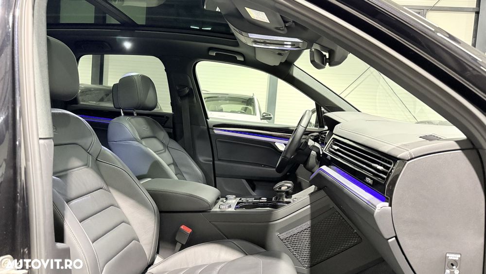 Volkswagen Touareg V6 TSI eHybrid PHEV R - 23