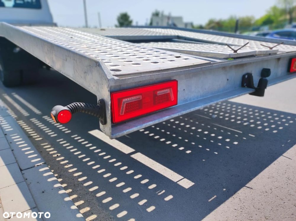 Iveco Daily 65c18 najazd laweta 3.0 - 9