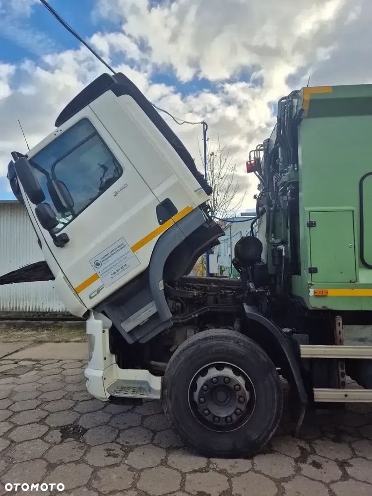 DAF ŚMIECIARKA DWUKOMOROWA - 15