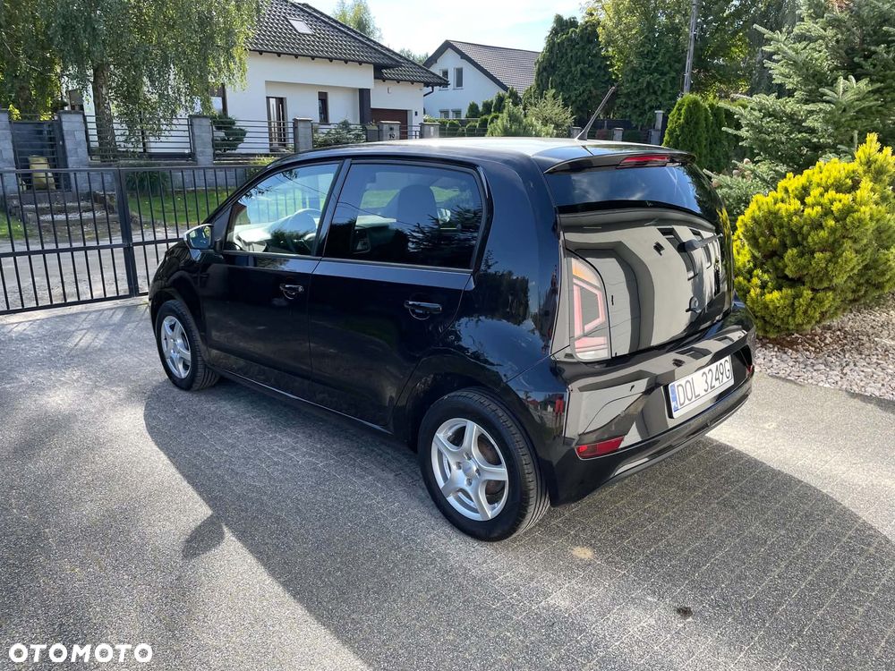 Volkswagen up! (BlueMotion Technology) high - 11