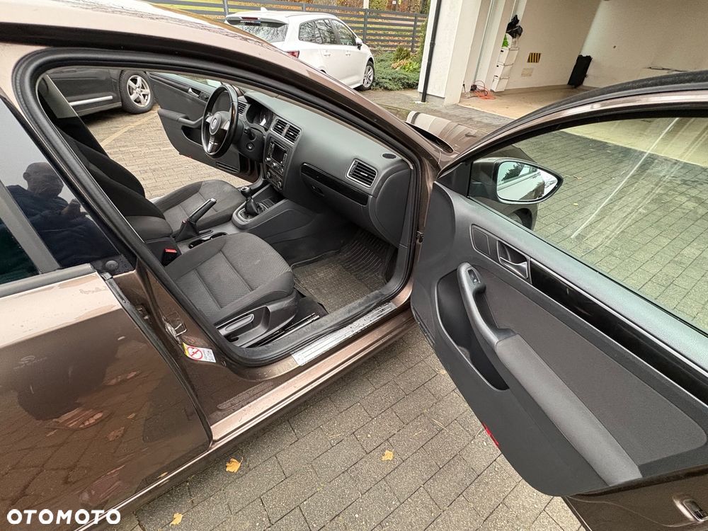 Volkswagen Jetta 1.4 TSI Comfortline - 30