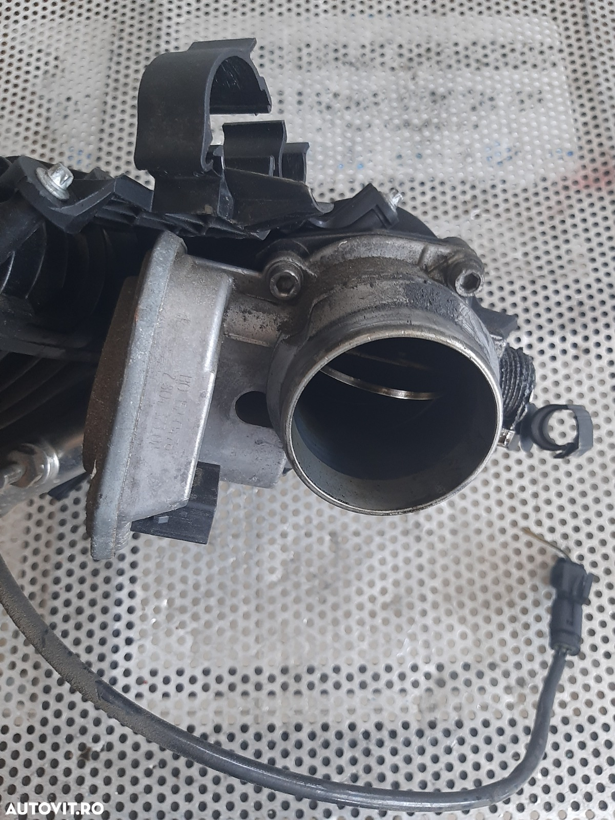 Clapeta Acceleratie Admisie Bmw E90 E91 E92 E93 E87 E81 E60 E61 2.0 Diesel N47 Cod - 2