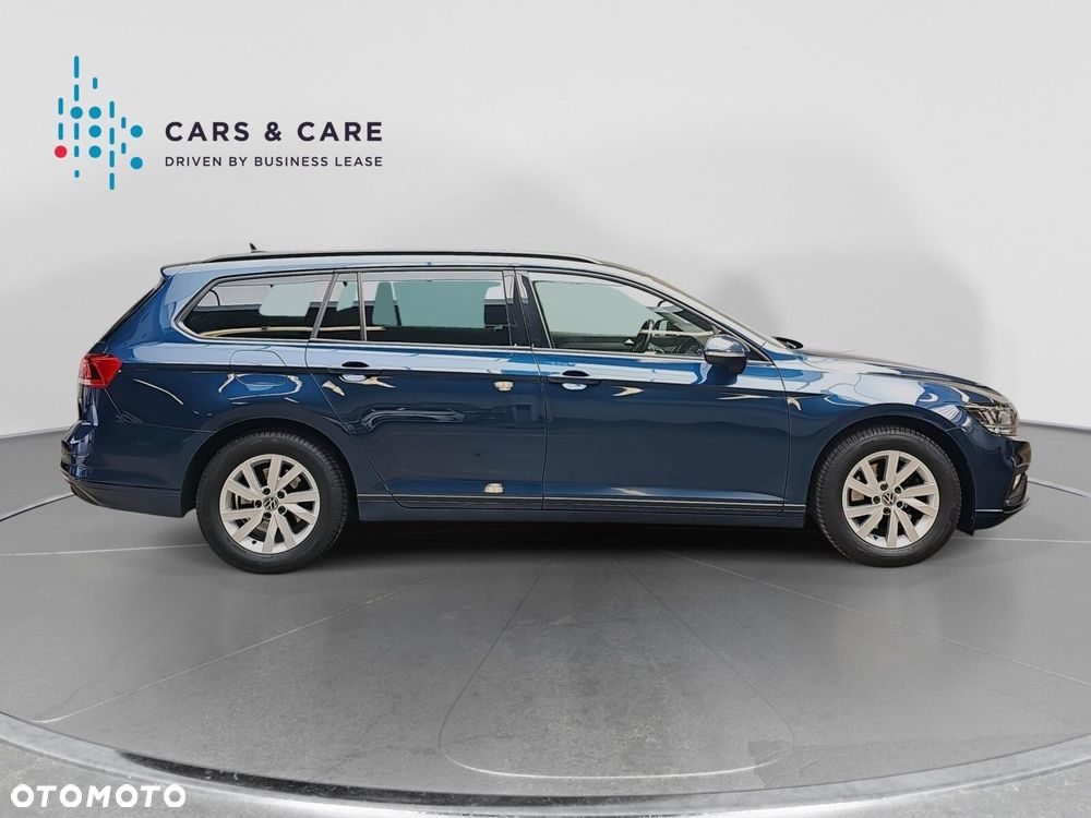 Volkswagen Passat Variant 2.0 TDI EVO Essence DSG - 21