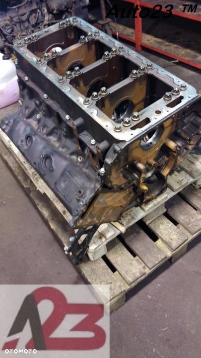 Blok Silnika MAN D2868LF TGX Liebherr CrankCase - 2