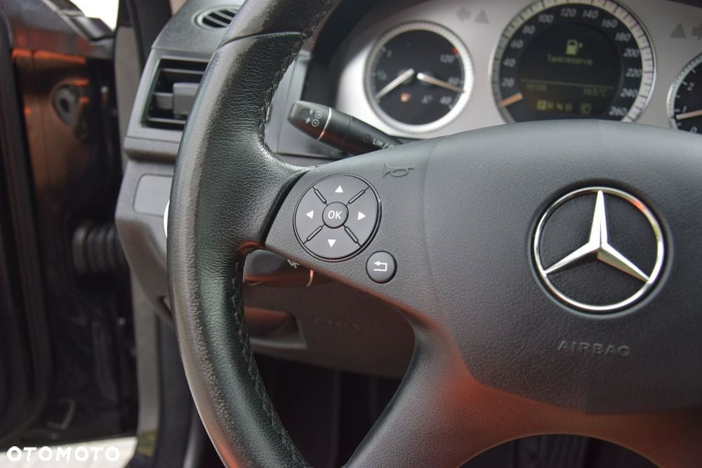 Mercedes-Benz Klasa C - 38
