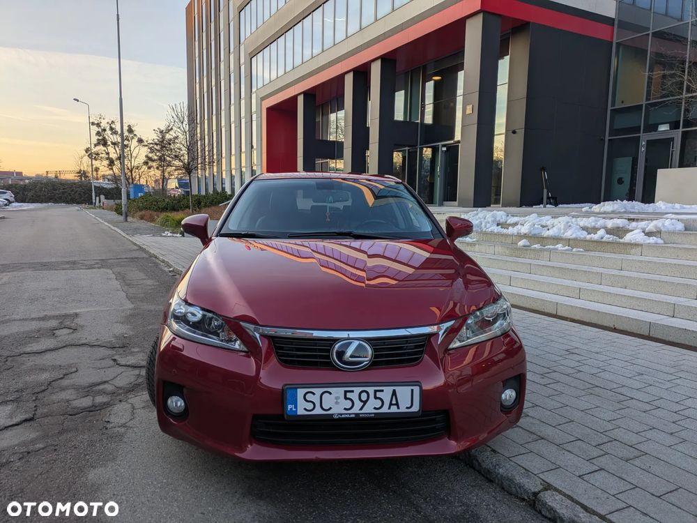 Lexus CT 200h Prestige - 11