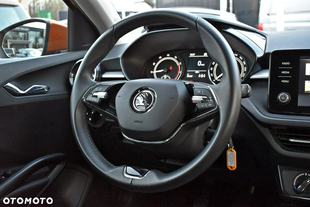 Skoda Fabia 1.0 TSI Ambition - 18