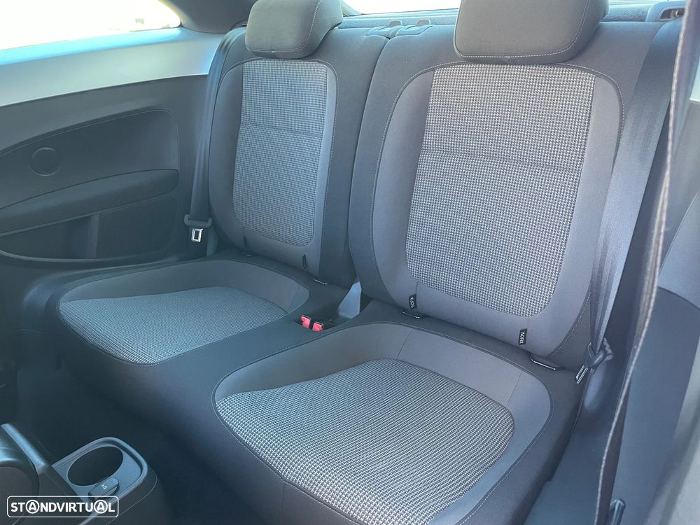 VW New Beetle 1.6 TDi Design - 8